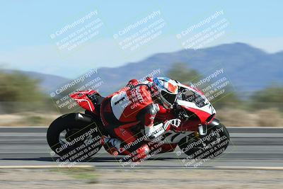 media/Nov-16-2025-Race Pace (Sun) [[8c5fa54630]]/Non Verified Riders (1st 20 Minutes)/3-Turn 3 Inside (11am)/